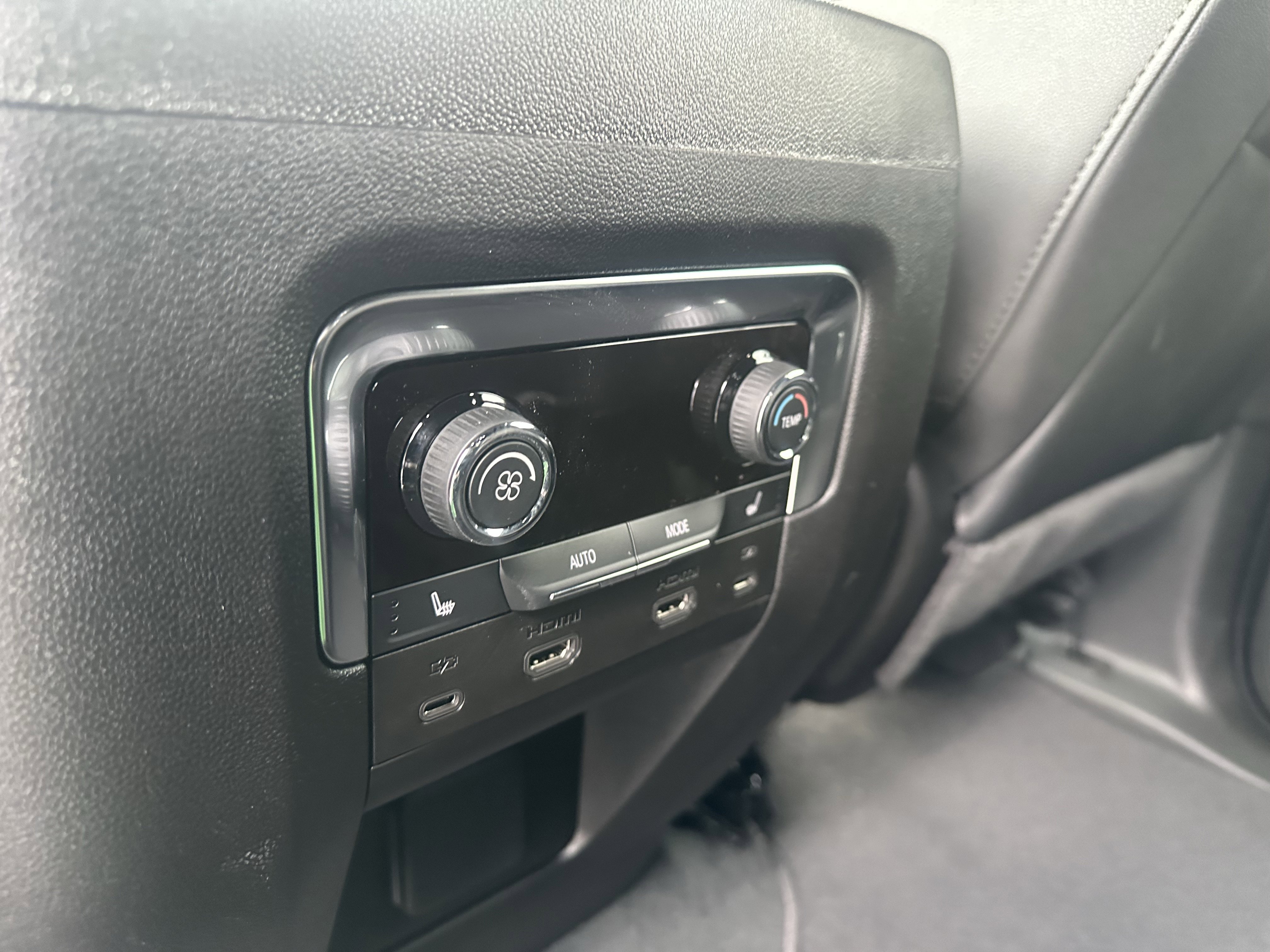 New 2026 Chevrolet Tahoe High Country image 26