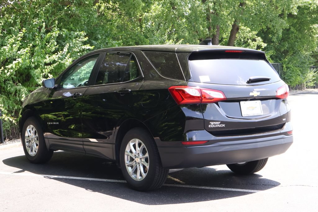 Certified 2021 Chevrolet Equinox LS w/ LS Convenience Package AWD/4WD image 5