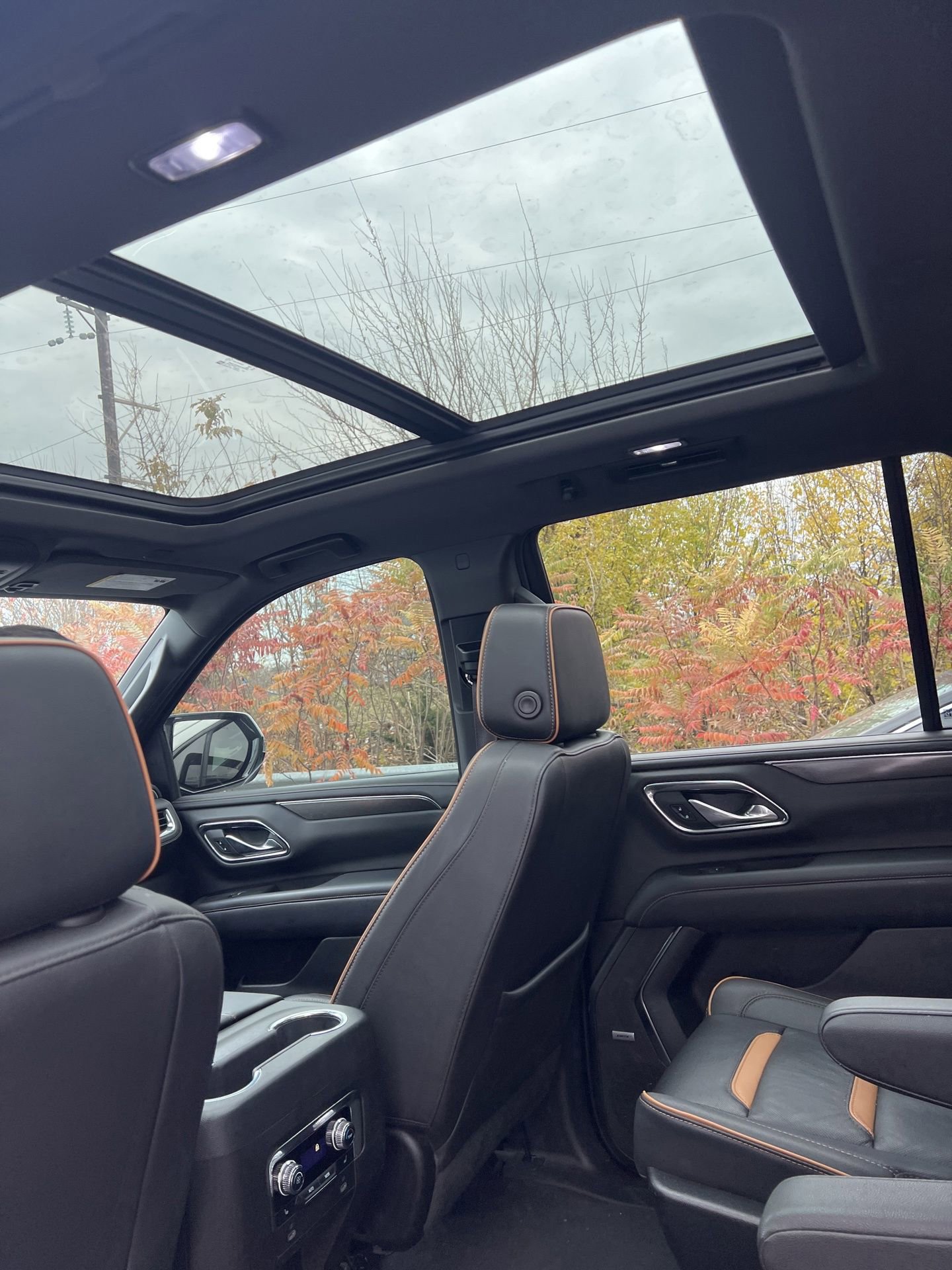 Used 2023 GMC Yukon AT4 image 13