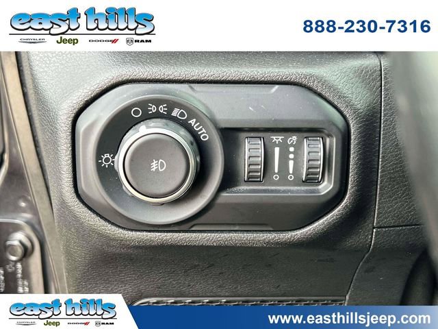 Certified 2020 Jeep Wrangler Unlimited Sahara image 24