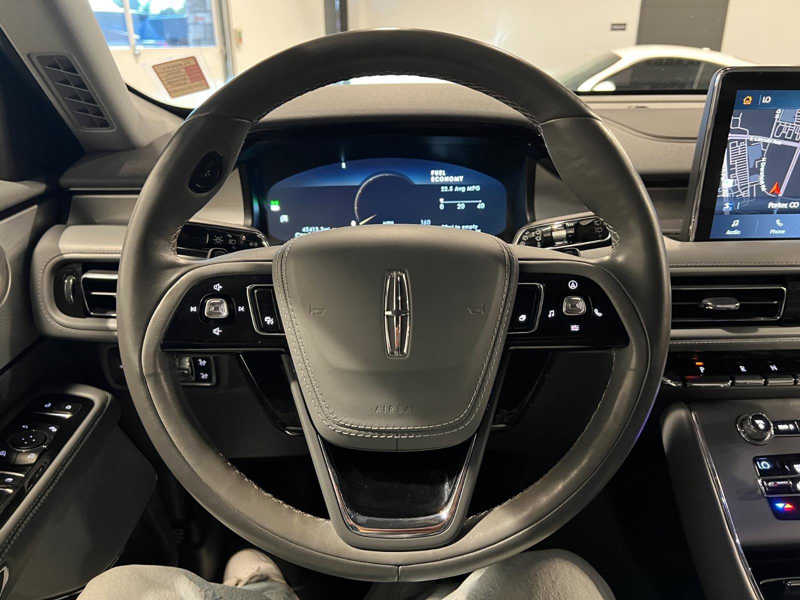 Used 2020 Lincoln Aviator Reserve w/ Equipment Group 202A image 11