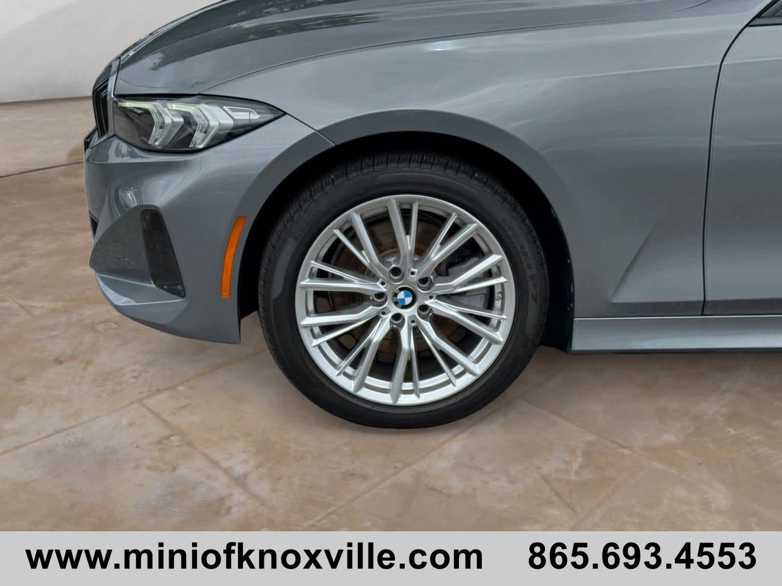 Used 2023 BMW 330i xDrive Sedan w/ Premium Package AWD/4WD image 9