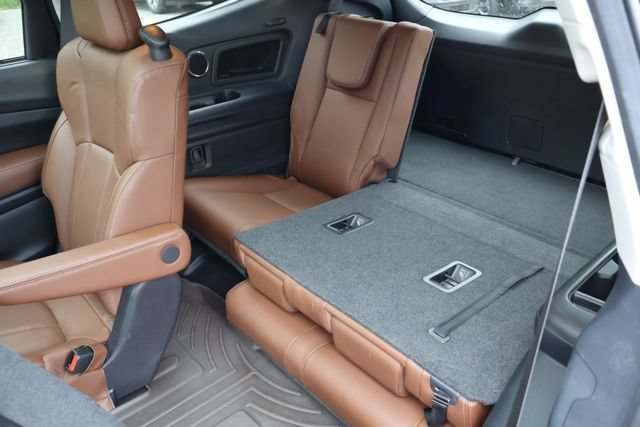 Used 2019 Subaru Ascent Touring AWD/4WD image 16