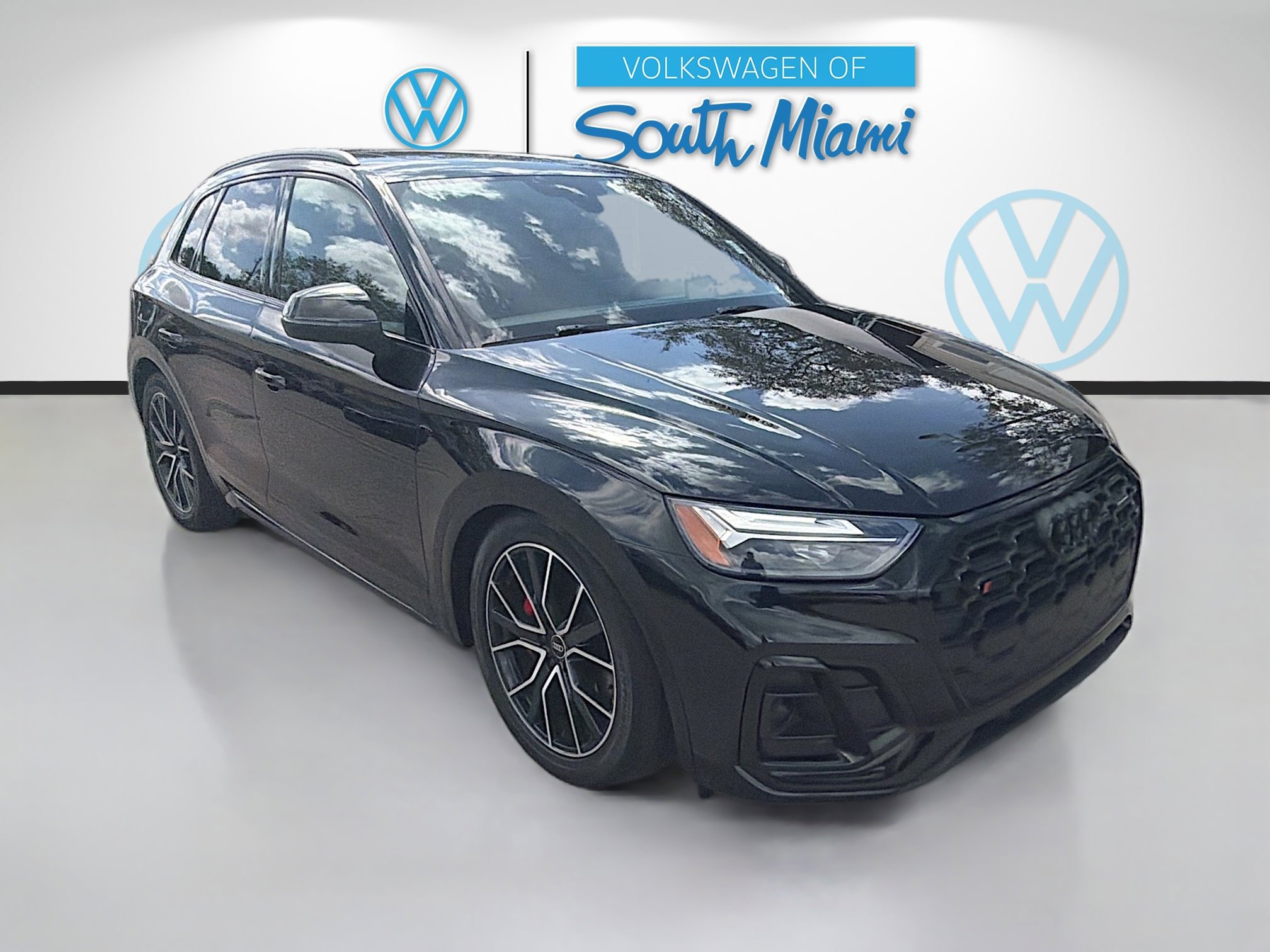 Used 2024 Audi SQ5 Premium Plus image 1