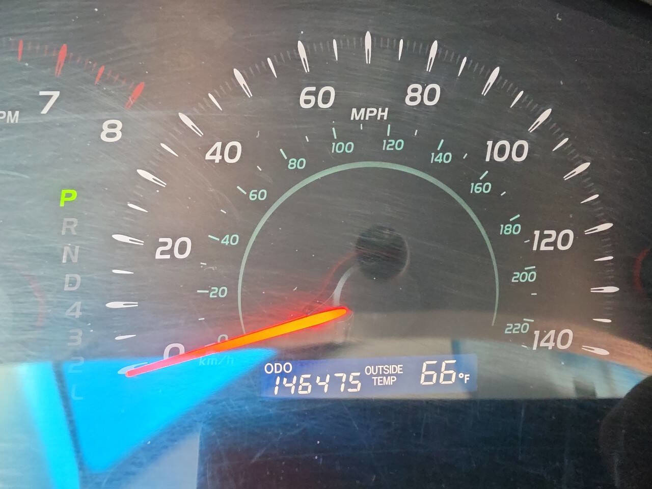 Used 2009 Toyota Camry LE FWD image 16