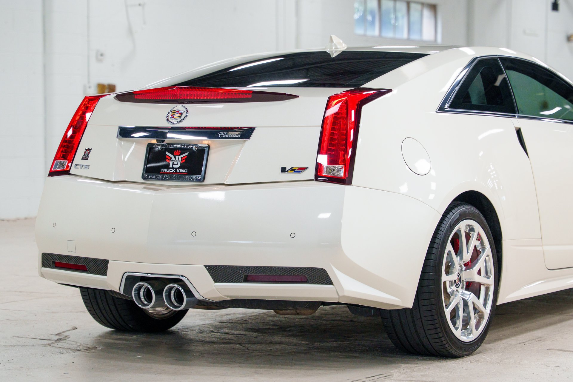 Used 2013 Cadillac CTS V RWD image 15