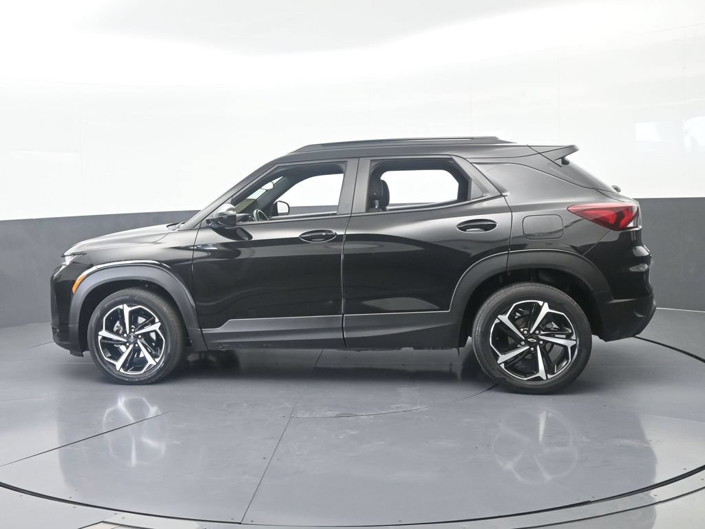 Used 2022 Chevrolet TrailBlazer RS FWD image 3