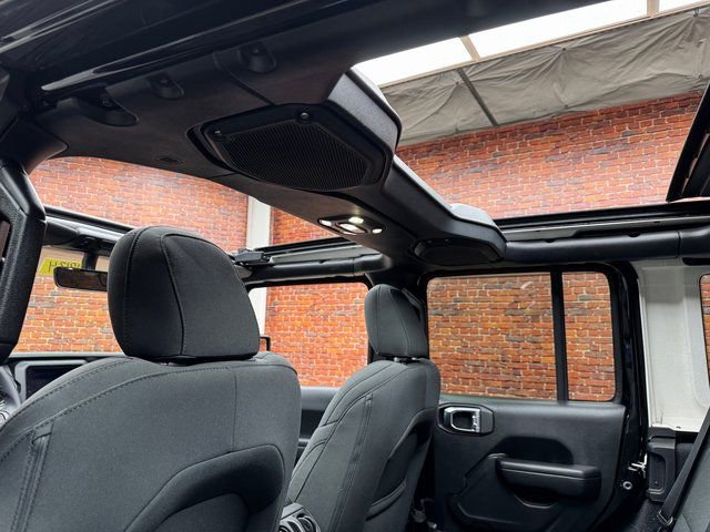 Used 2021 Jeep Wrangler Unlimited Willys image 6