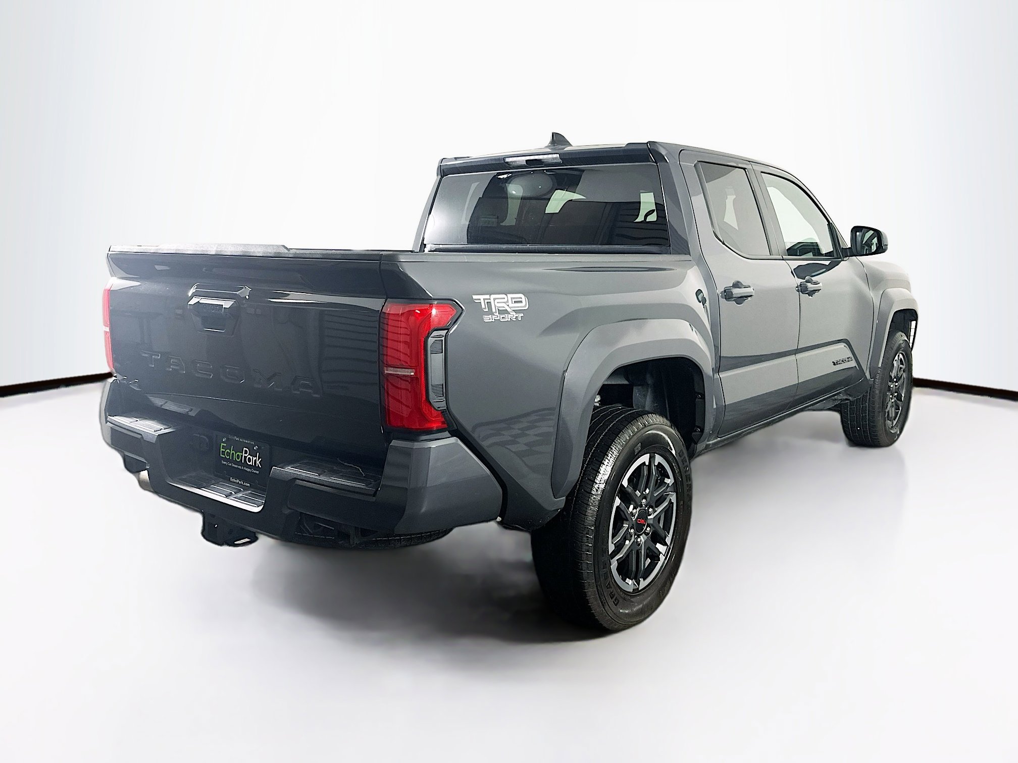 Used 2025 Toyota Tacoma TRD Sport image 9