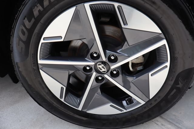 Used 2025 Hyundai Tucson SEL FWD image 43