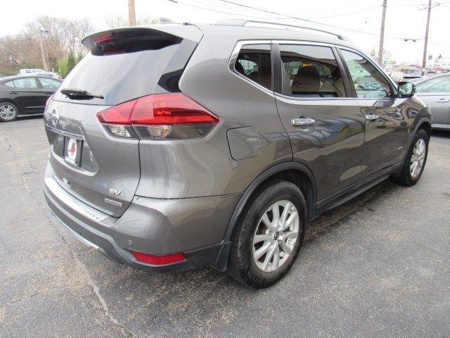 Used 2019 Nissan Rogue SV image 7