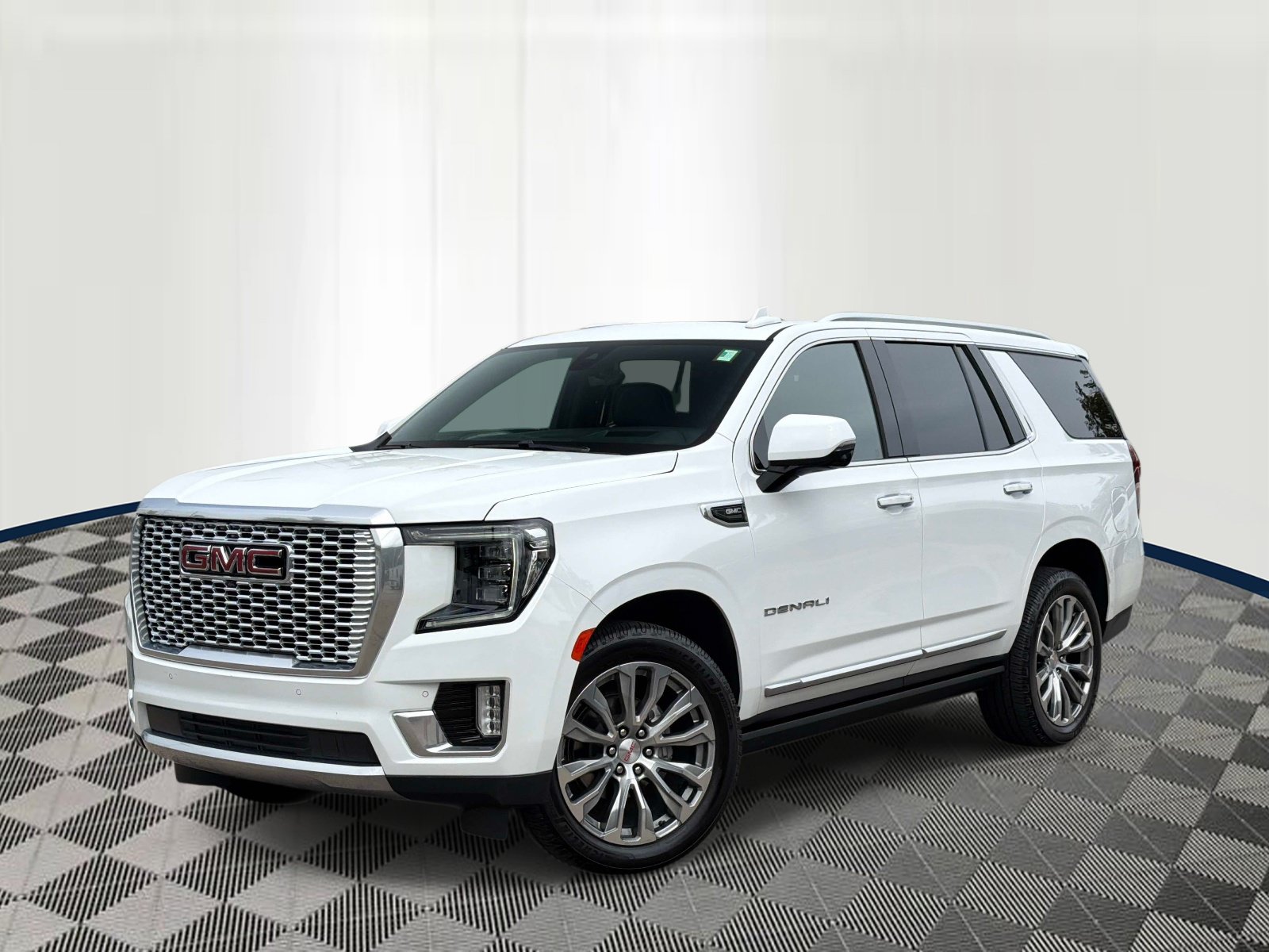 Used 2022 GMC Yukon Denali w/ Denali Premium Package