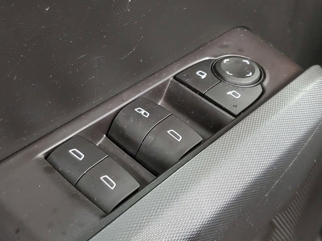 Used 2023 Chevrolet Colorado Trail Boss w/ Technology Package AWD/4WD image 31