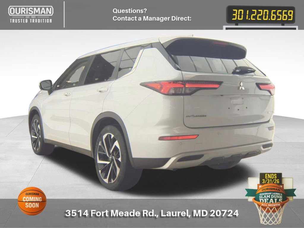 Used 2024 Mitsubishi Outlander SE Black Edition video 2