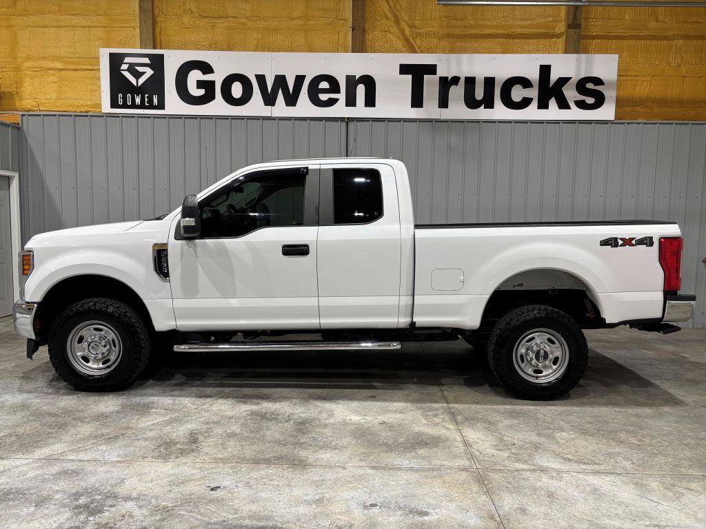 Used 2017 Ford F250 XL w/ Power Equipment Group AWD/4WD image 2