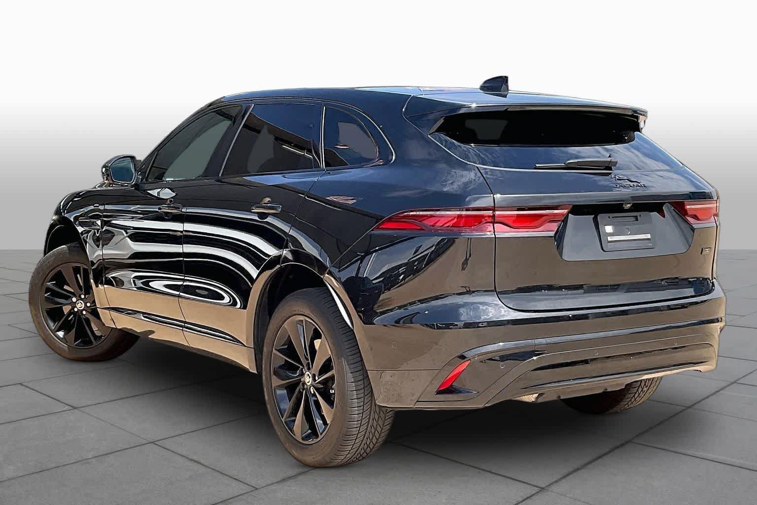 Used 2026 Jaguar F-PACE R-Dynamic S AWD/4WD image 13