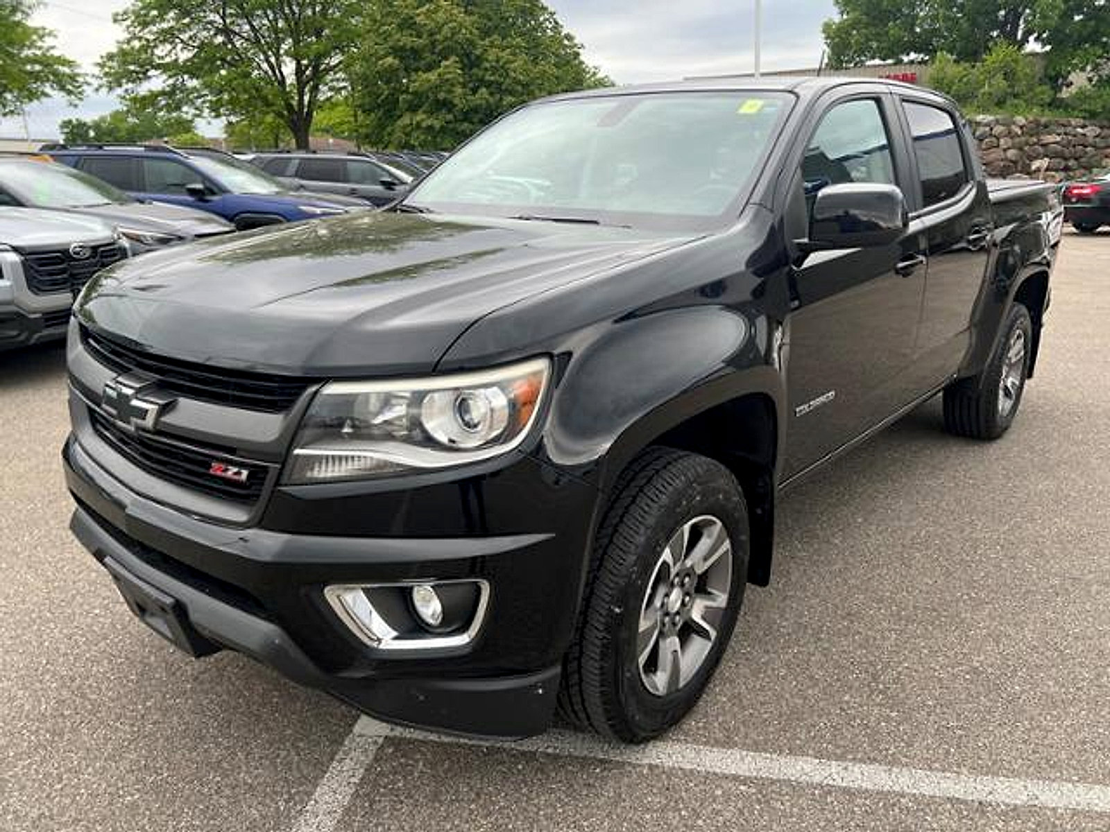 Used 2015 Chevrolet Colorado Z71 AWD/4WD image 3