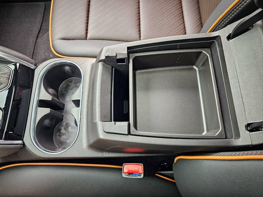 New 2026 GMC Canyon AT4 image 32