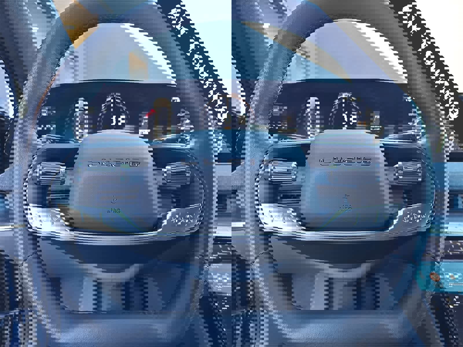 Used 2024 Lucid Air Touring image 19