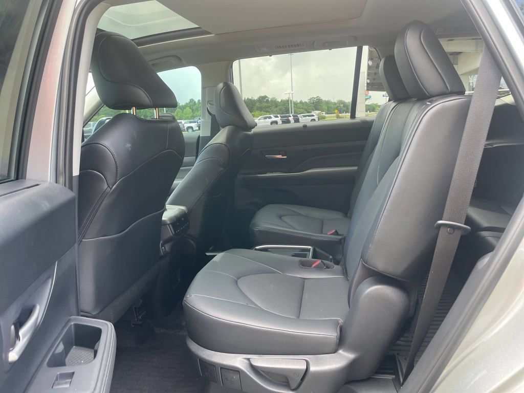Used 2026 Toyota Grand Highlander AWD image 13