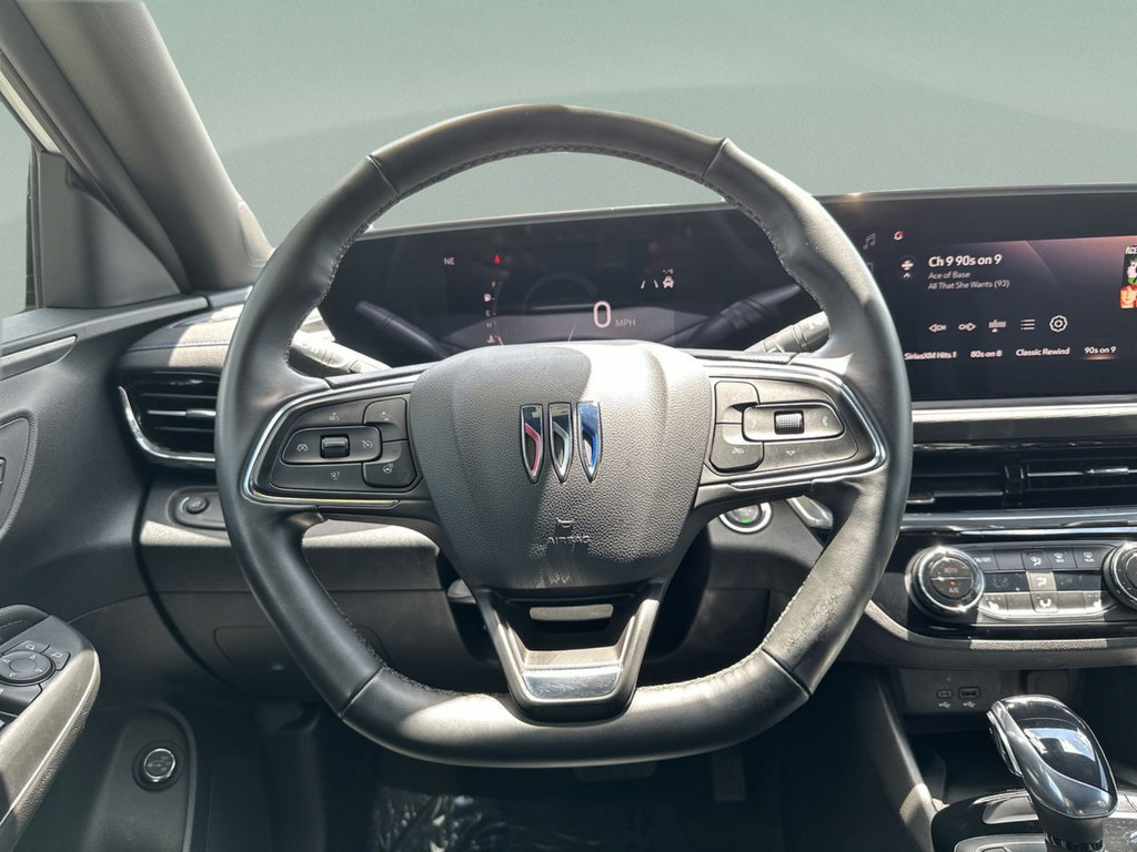 Used 2025 Buick Envista Sport Touring w/ Convenience I Package FWD image 22