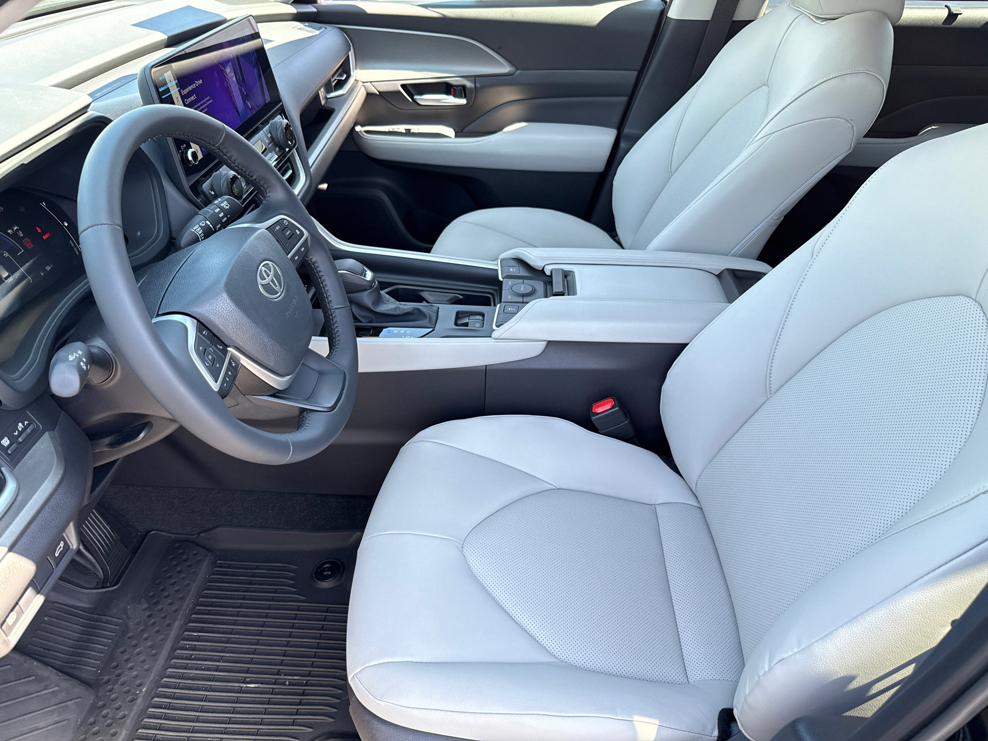 Certified 2026 Toyota Grand Highlander XLE image 26