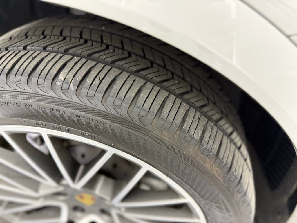 Certified 2021 Porsche Cayenne image 17