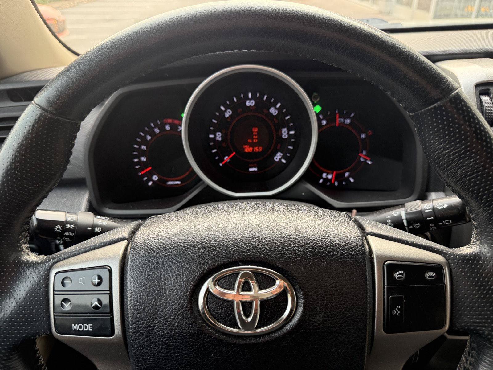 Used 2010 Toyota 4Runner Limited AWD/4WD image 17
