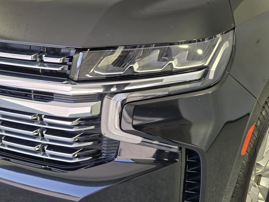 Used 2022 Chevrolet Suburban Premier RWD image 10