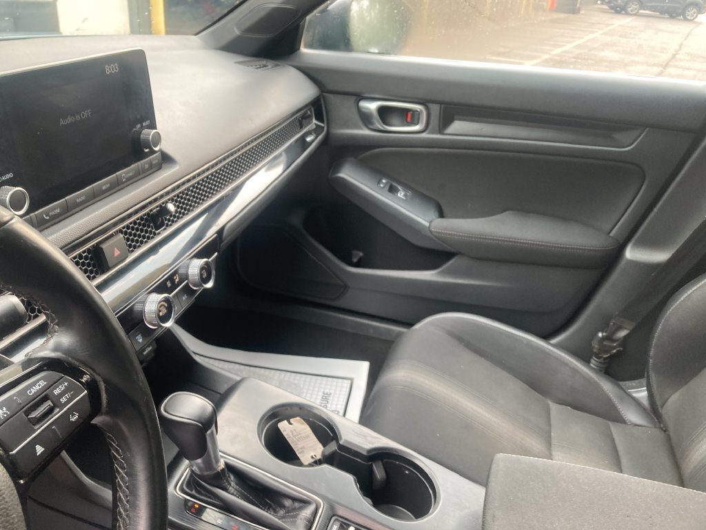 Used 2023 Honda Civic Sport image 15