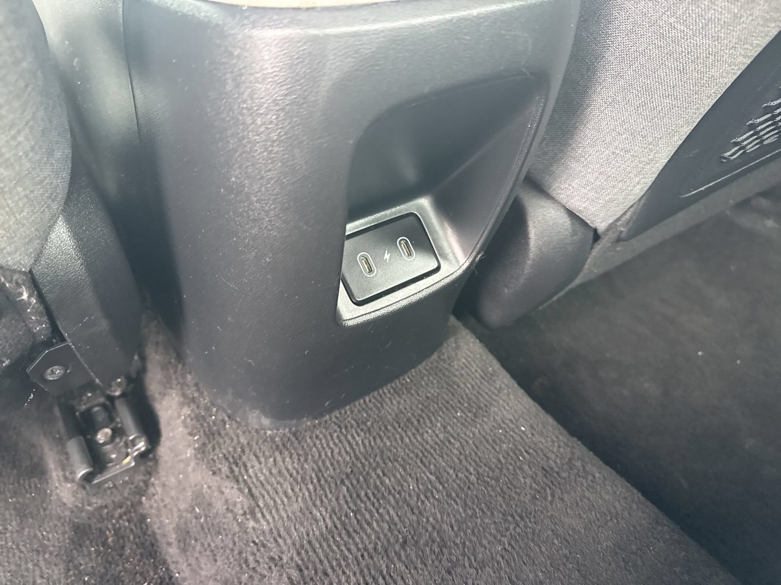 Used 2024 Hyundai Elantra Limited FWD image 15