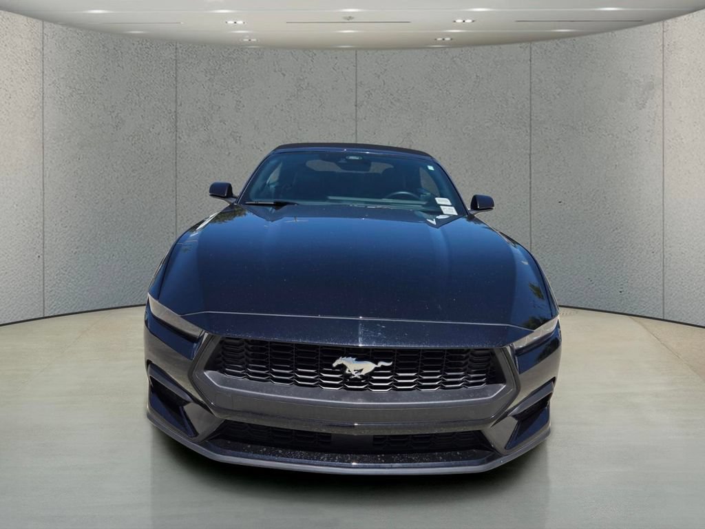 Used 2025 Ford Mustang Premium RWD image 7
