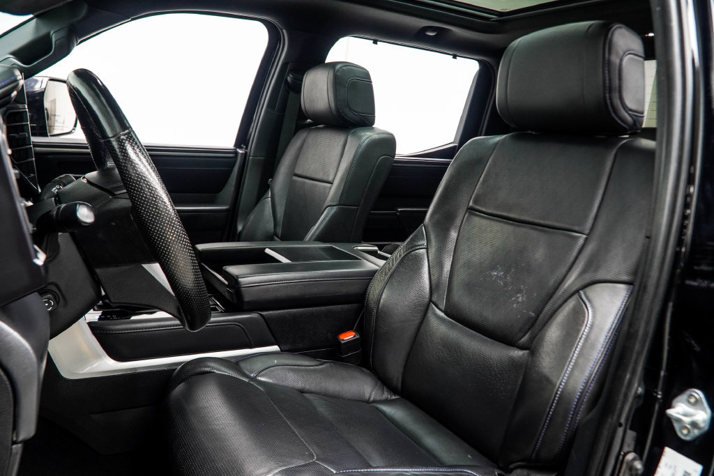 Used 2024 Toyota Tundra Platinum AWD/4WD image 39