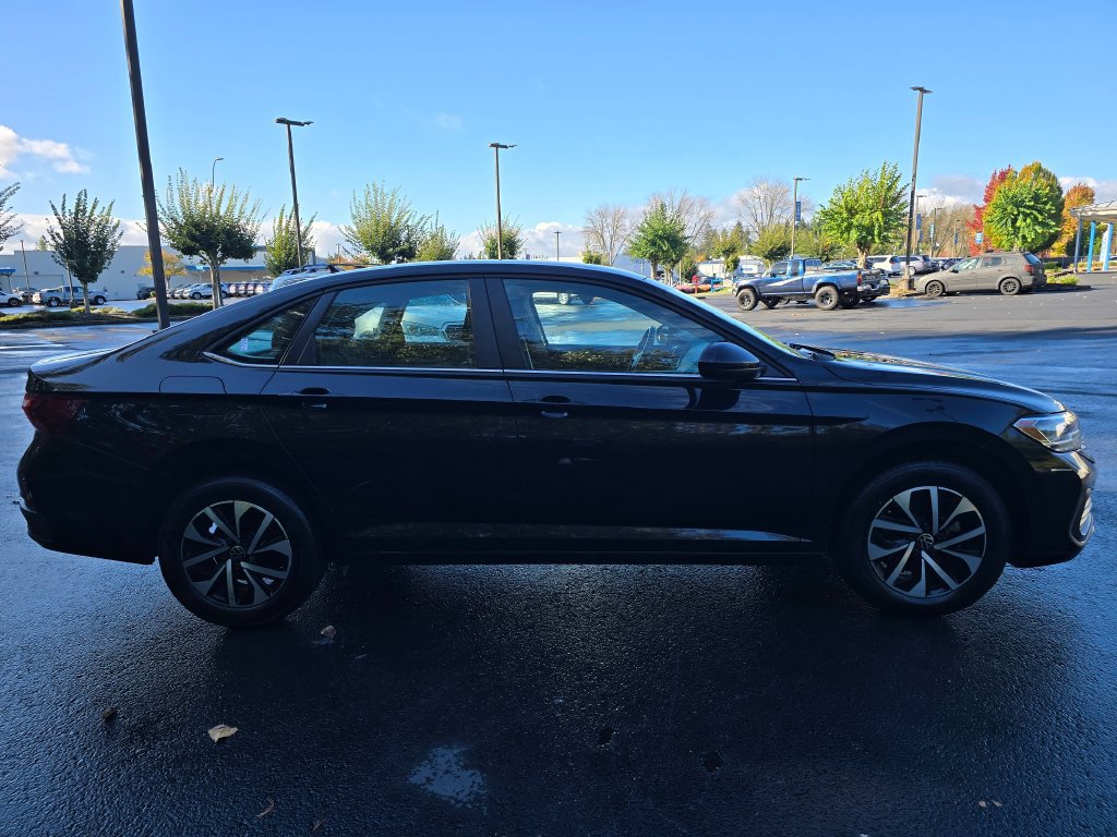 Used 2024 Volkswagen Jetta S FWD image 22