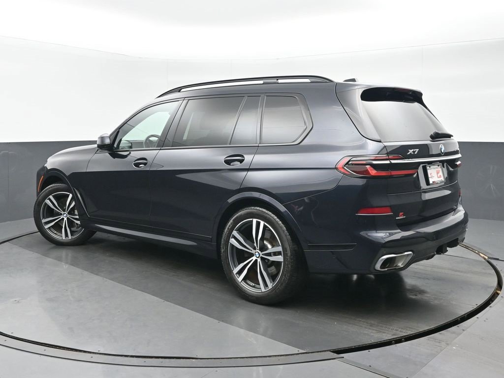 Used 2023 BMW X7 xDrive40i w/ Executive Package image 5