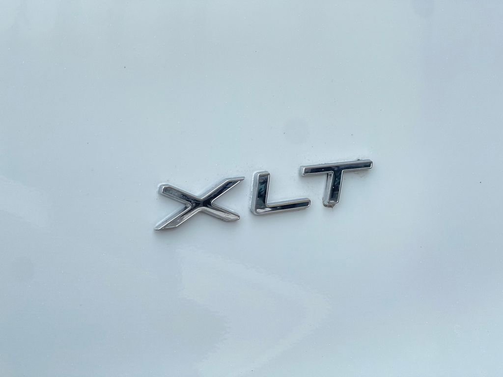 Used 2018 Ford Transit 350 XLT image 35