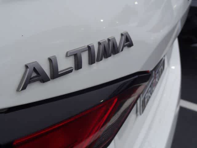 Used 2025 Nissan Altima 2.5 SV FWD image 20