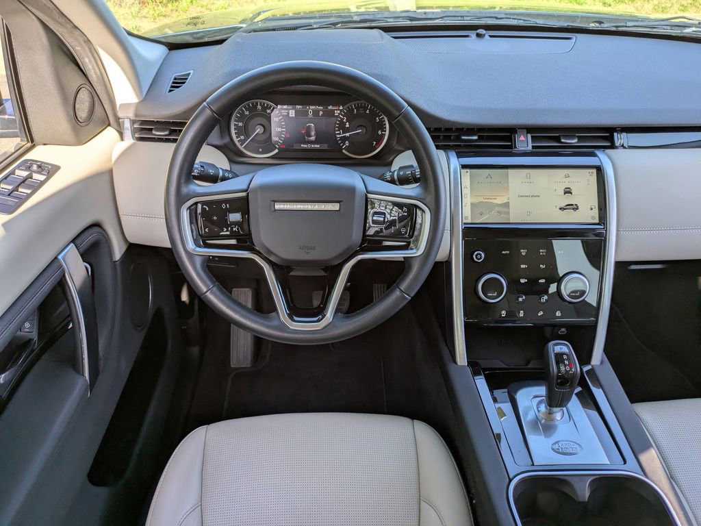 Used 2023 Land Rover Discovery Sport S image 19