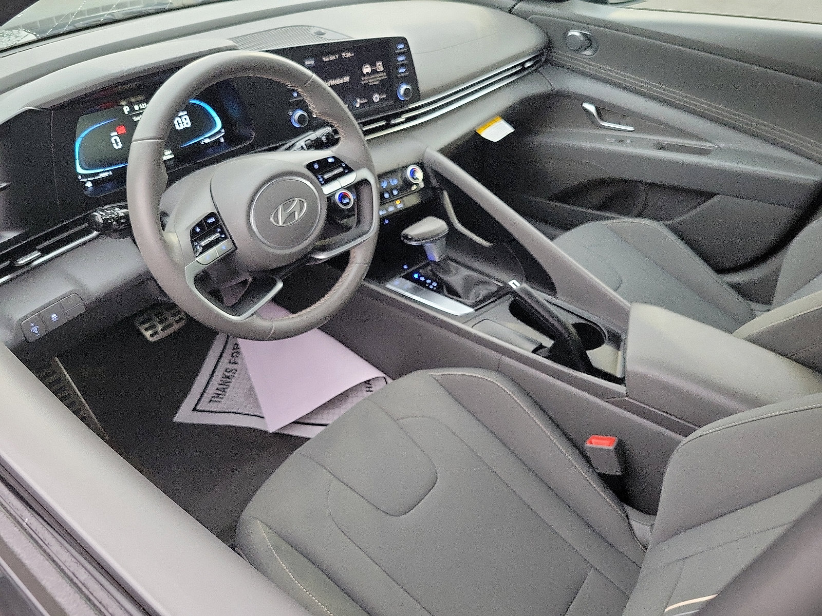 Certified 2025 Hyundai Elantra Sport image 3