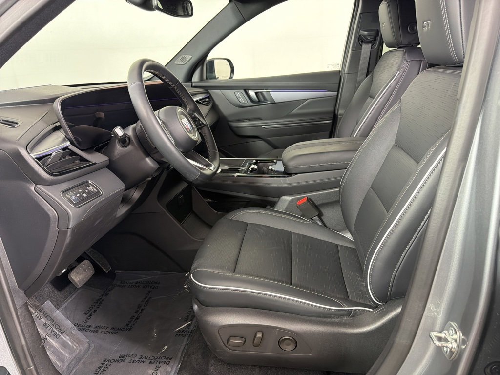 Used 2025 Buick Enclave Sport Touring image 21