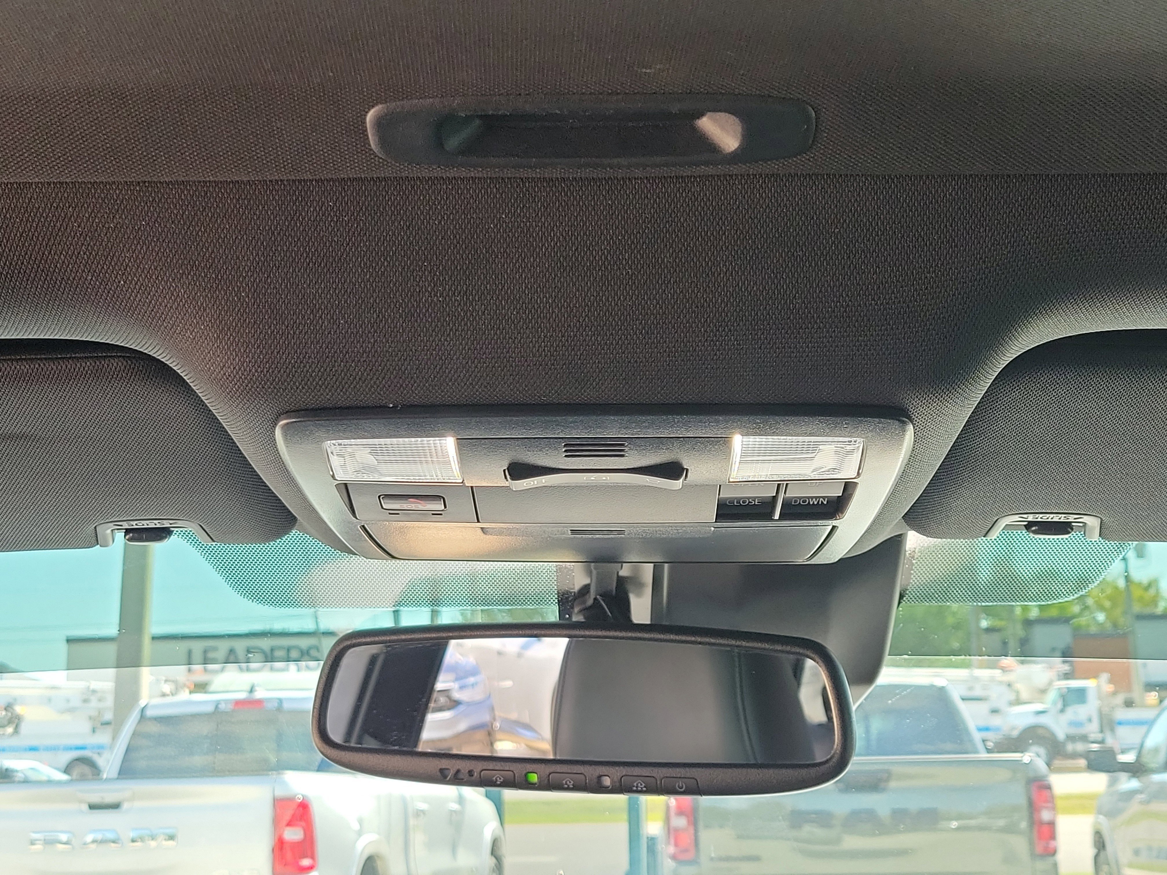 Used 2022 Toyota Tacoma Limited image 20