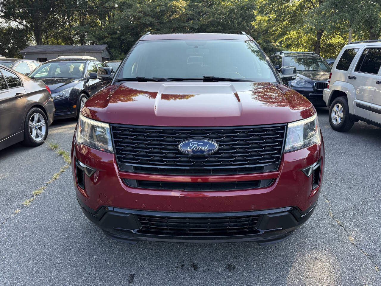 Used 2018 Ford Explorer Sport image 3
