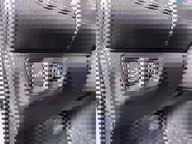 Used 2019 GMC Acadia SLT image 18