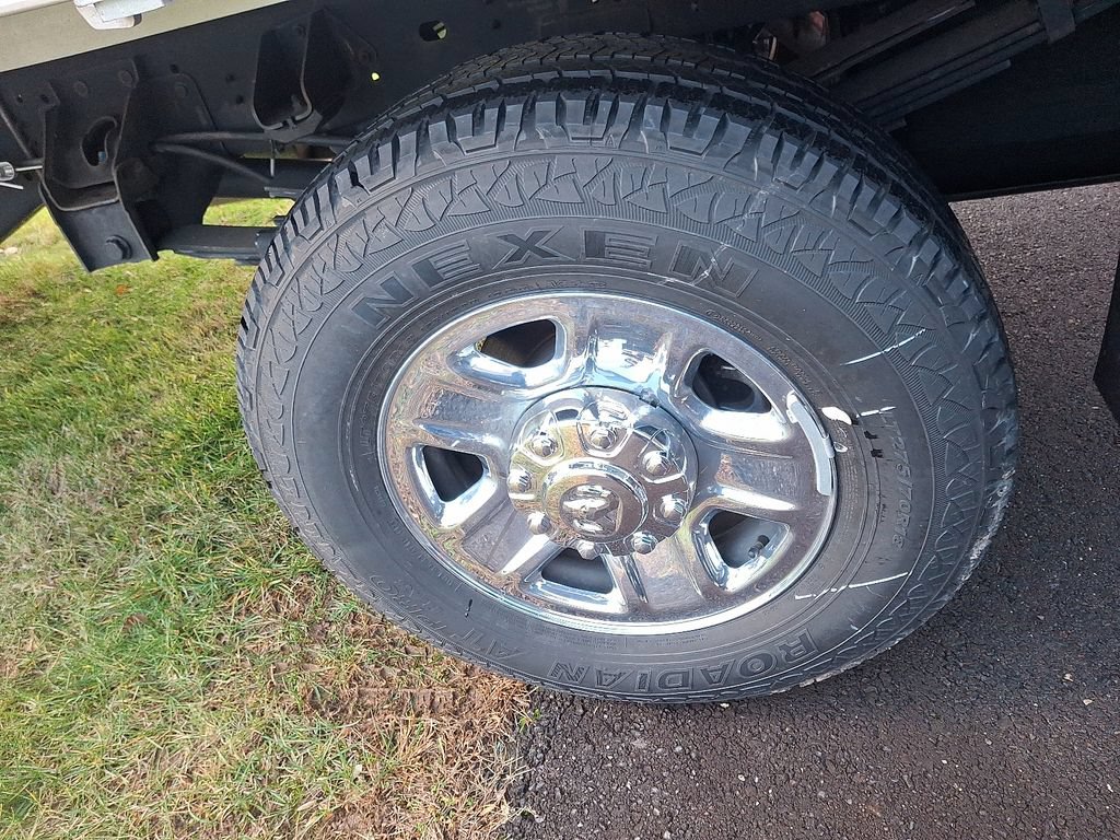 New 2024 RAM 3500 Tradesman w/ Safety Group AWD/4WD image 6
