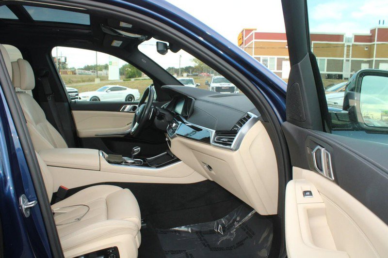 Used 2021 BMW X5 xDrive40i w/ Luxury Seating Package 2 image 11