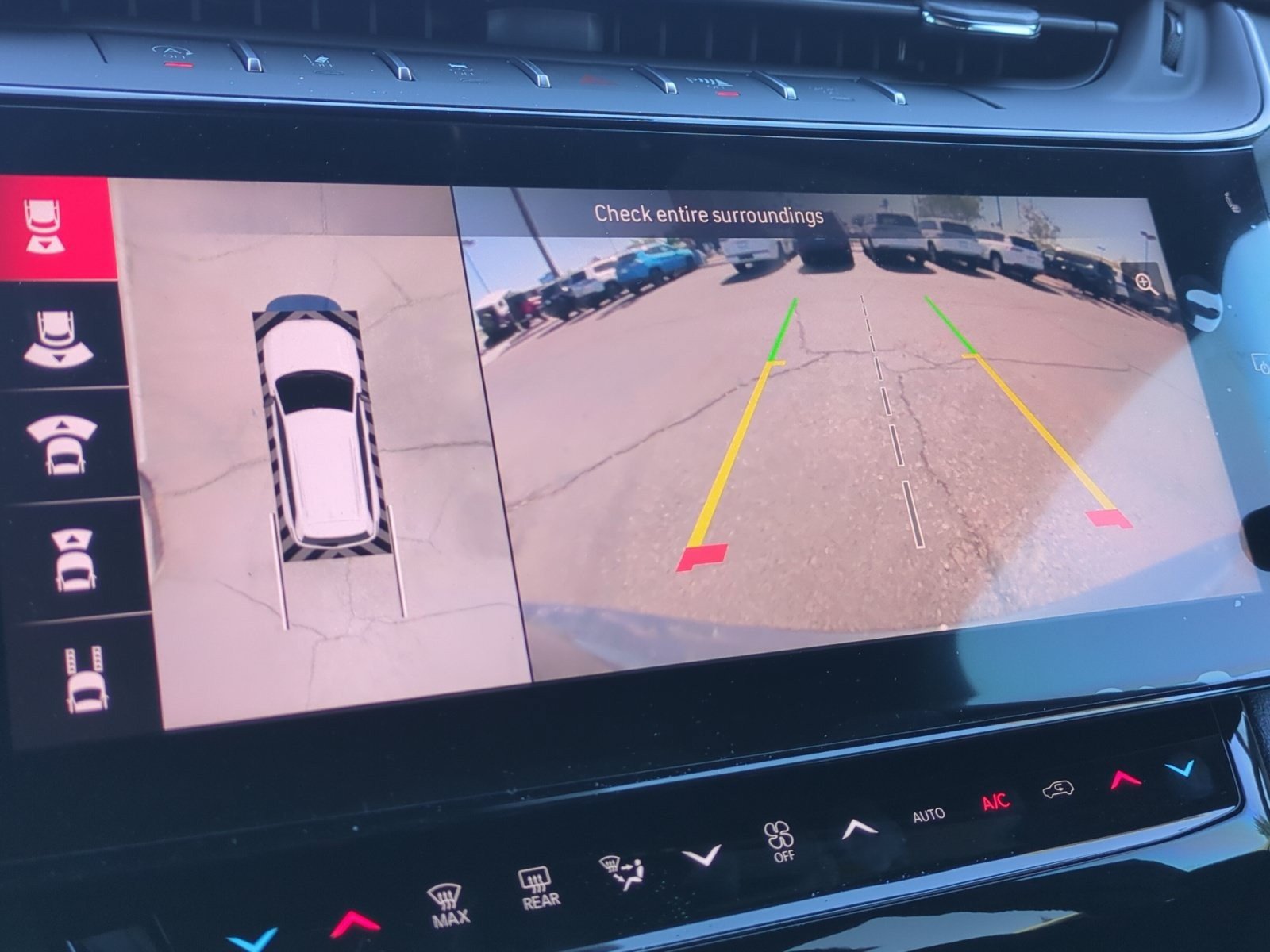 New 2026 Jeep Grand Cherokee Limited w/ Luxury Tech Group II RWD image 29