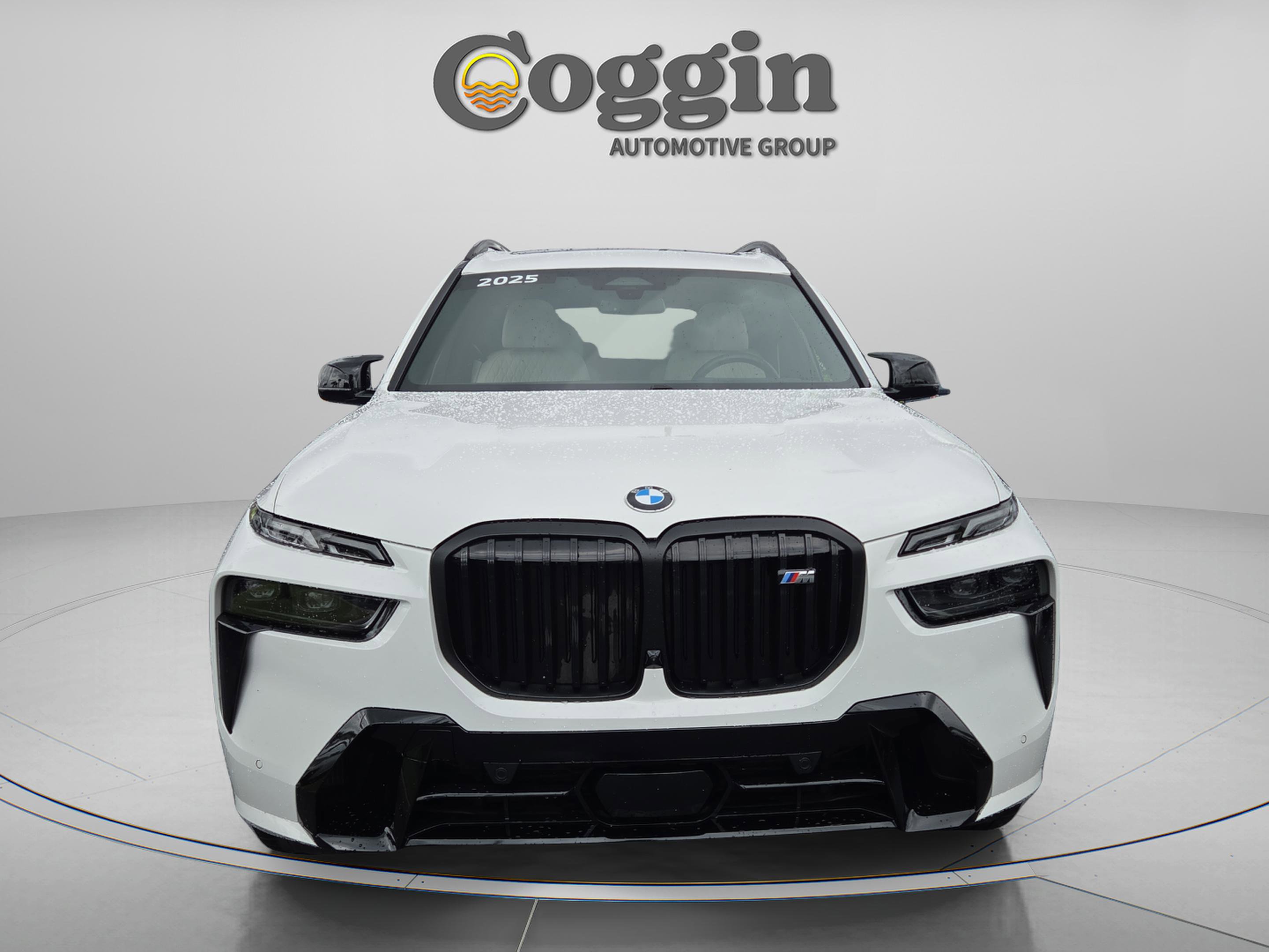 Used 2025 BMW X7 M60i w/ Climate Comfort Package AWD/4WD image 8