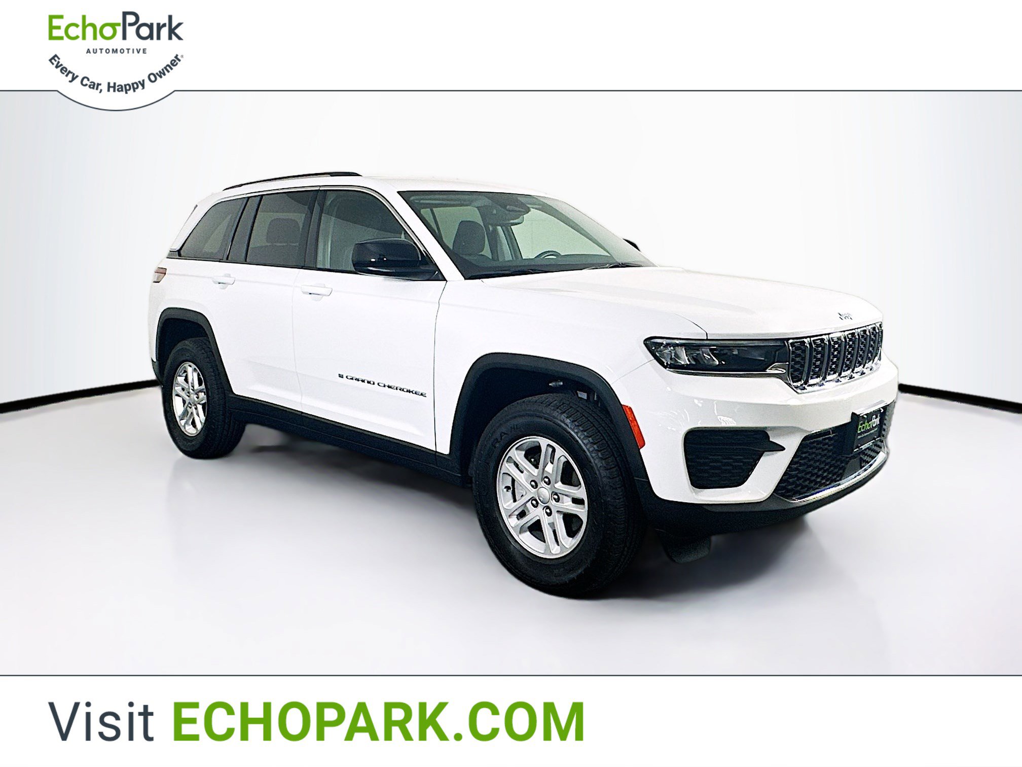 Used 2022 Jeep Grand Cherokee Laredo w/ Luxury Tech Group I