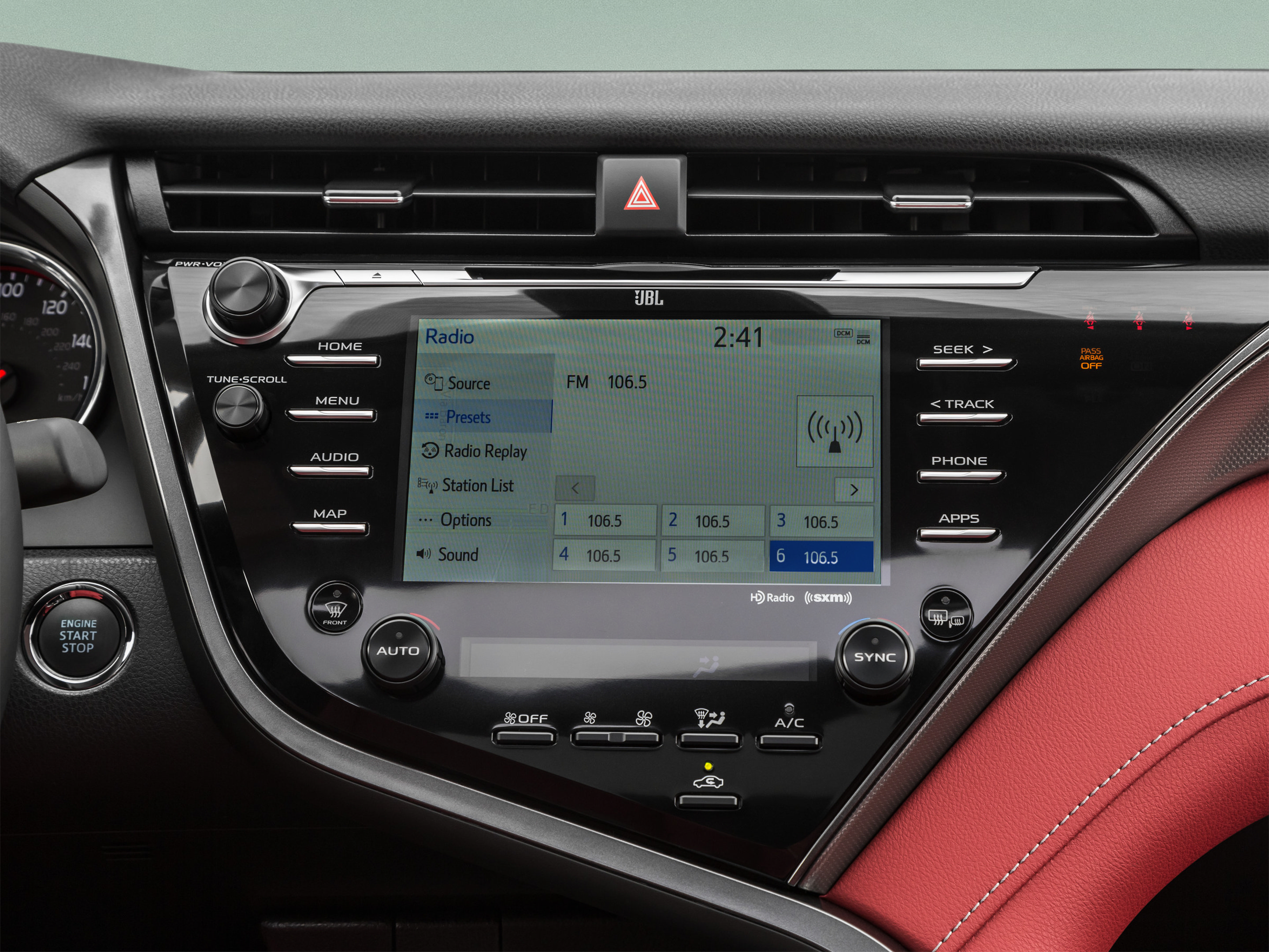 Used 2020 Toyota Camry XSE FWD image 19