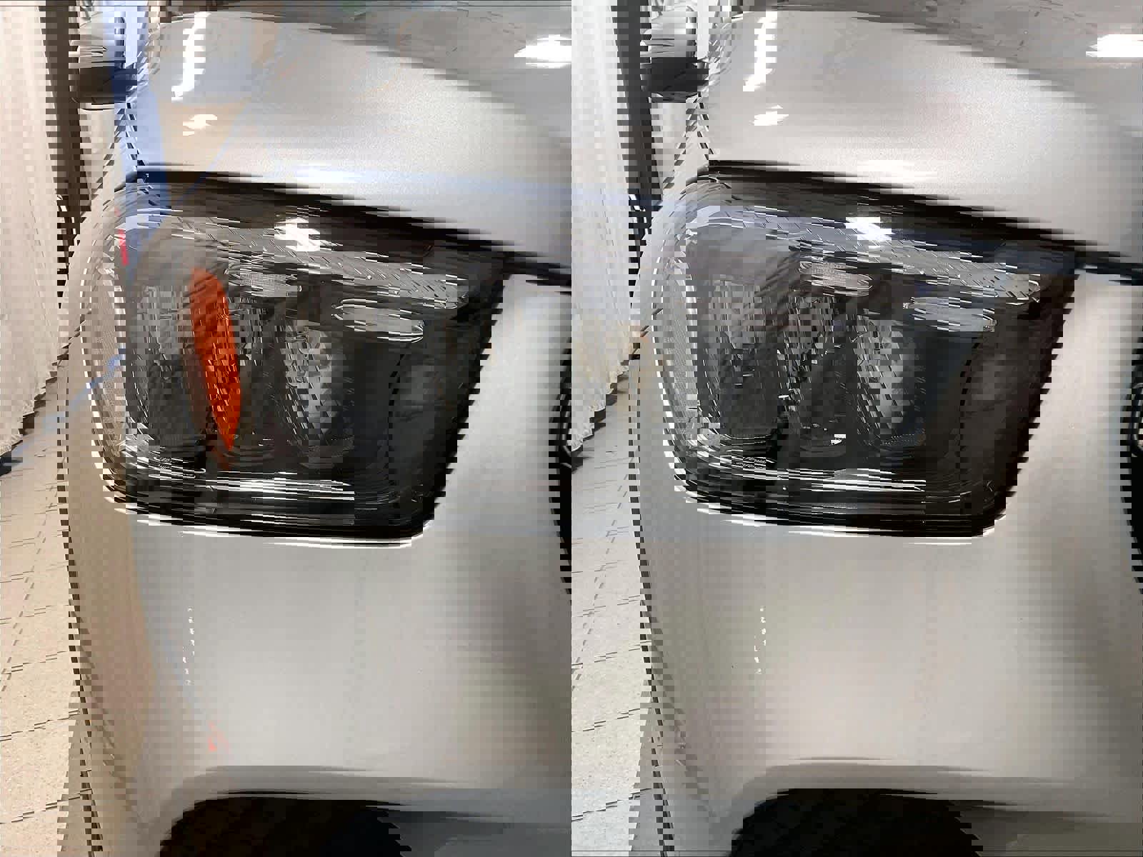 Used 2025 Mercedes-Benz GLE 350 4MATIC image 34